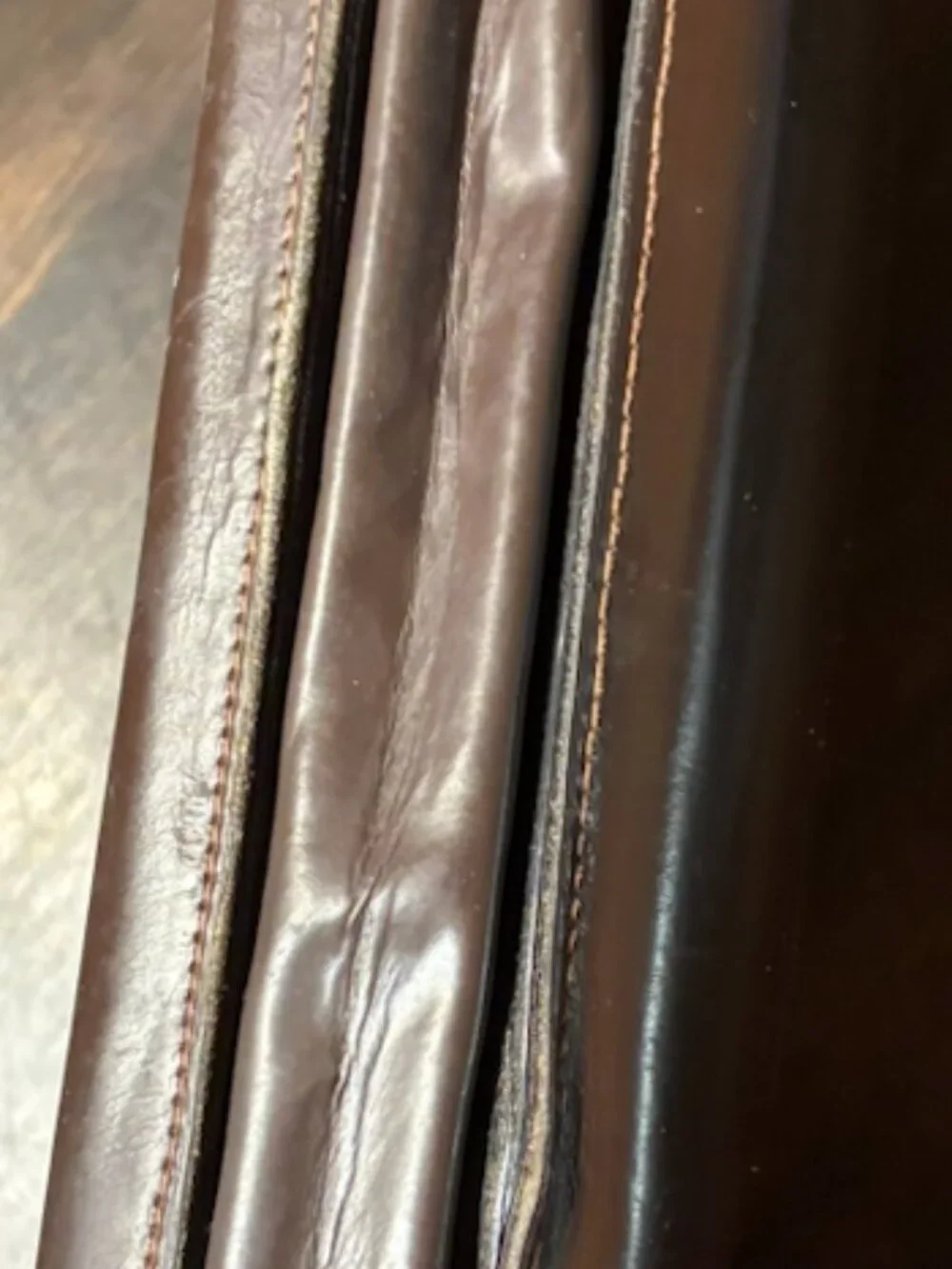 Vintage Brown Genuine Leather Zippered Portfolio Briefcase – Retractable Handles